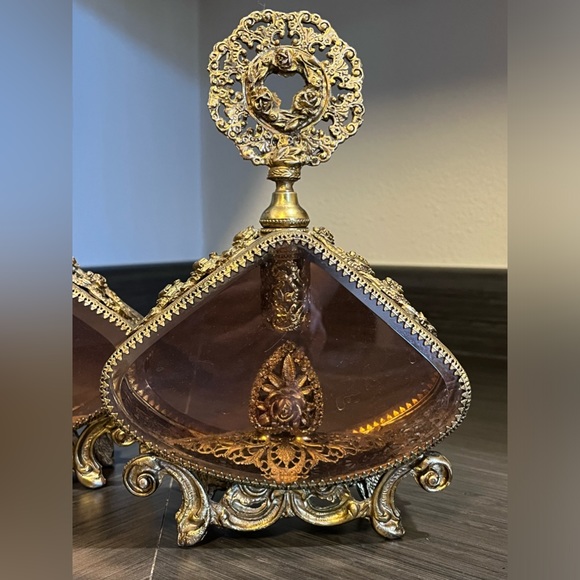 VINTAGE Hollywood Regency Ornate Gold Ormolu Perfume Bottle with Dauber - Picture 5 of 13